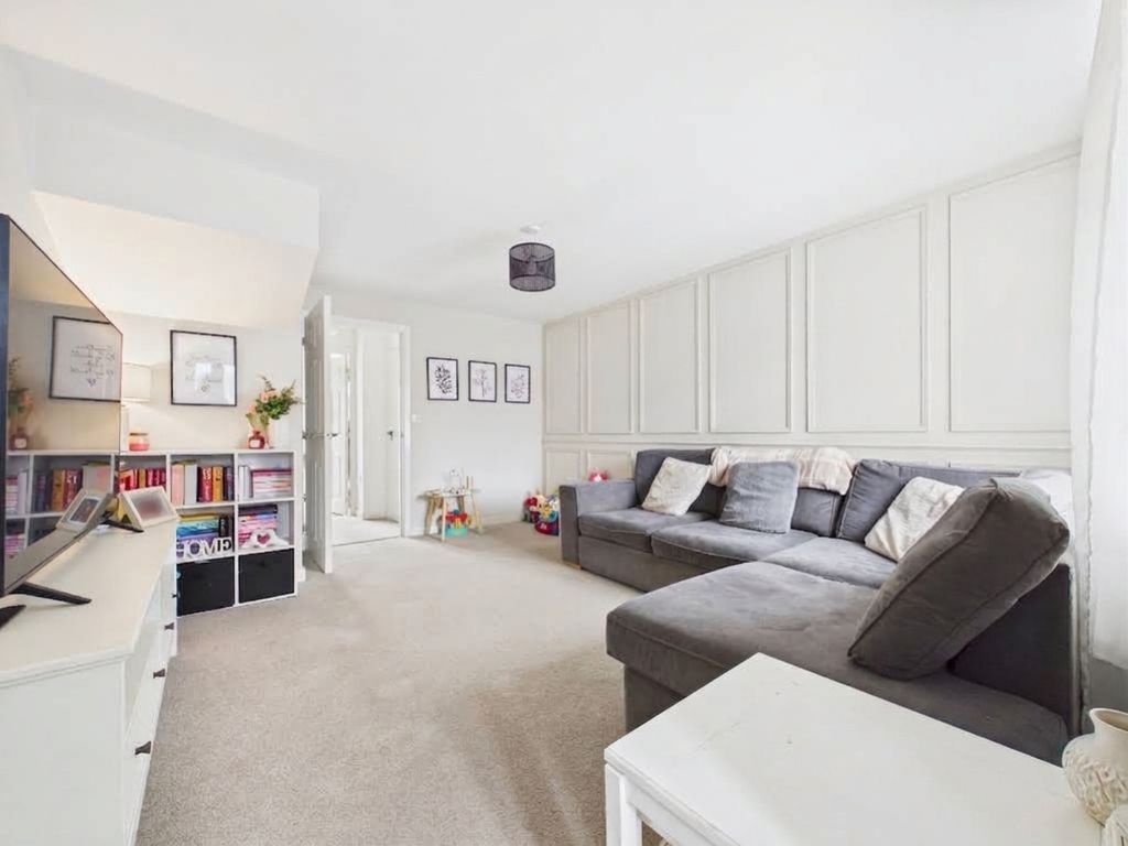 Property photo 3 of 24 3- Ryan Clarke Ewemove Pontefract