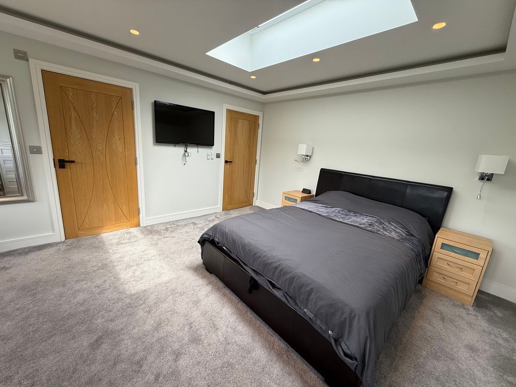 Property photo 2 of 12 Photo 12