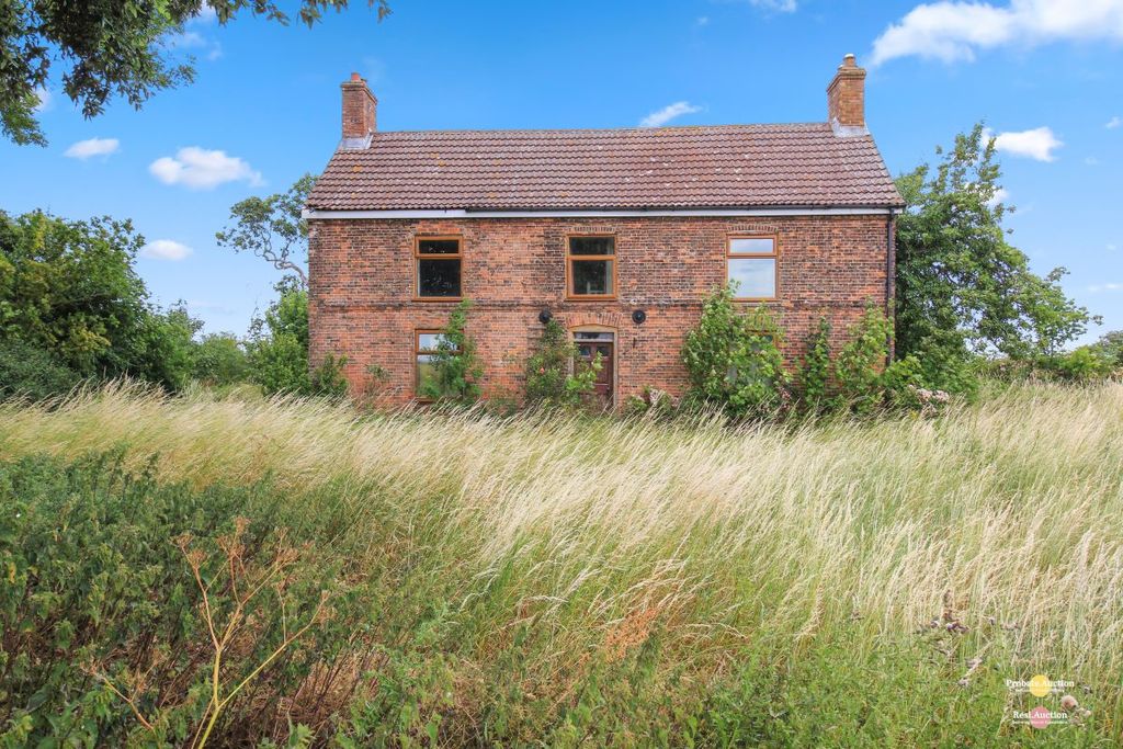 Property photo 1 of 23