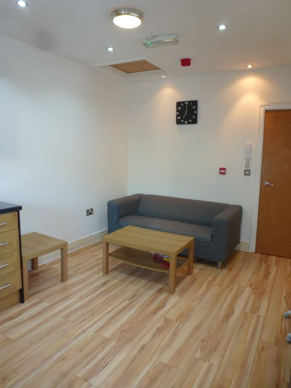 Property photo 2 of 11 Gallery