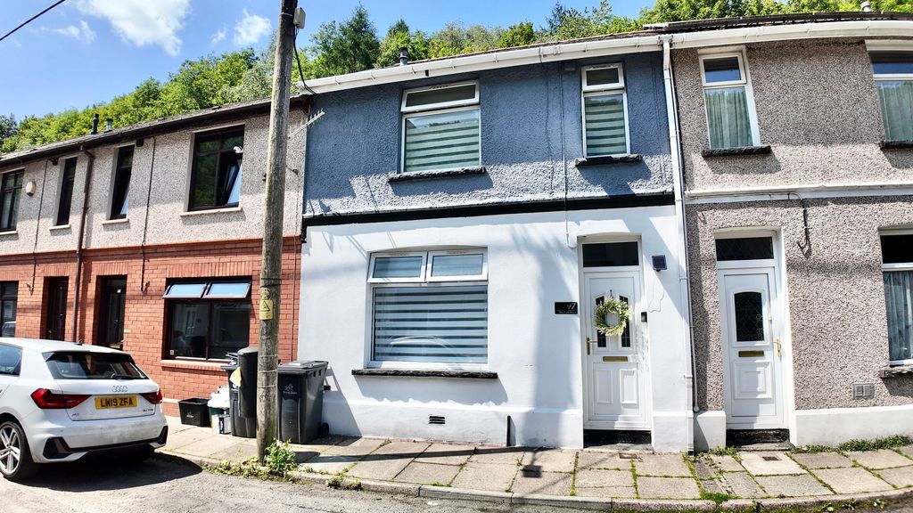 Property photo 1 of 24