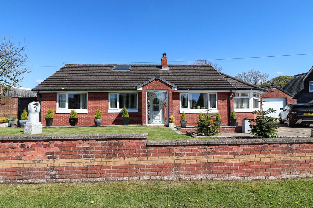 Property photo 1 of 32 External