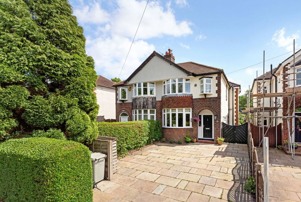 Property photo 1 of 29