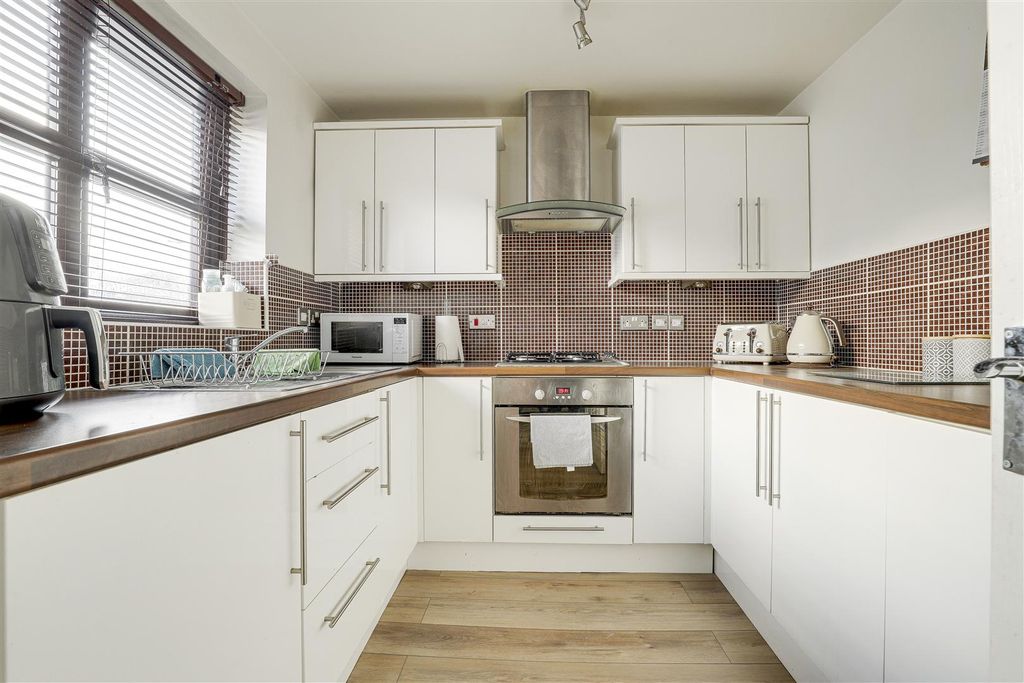 Property photo 3 of 17 09.Jpg