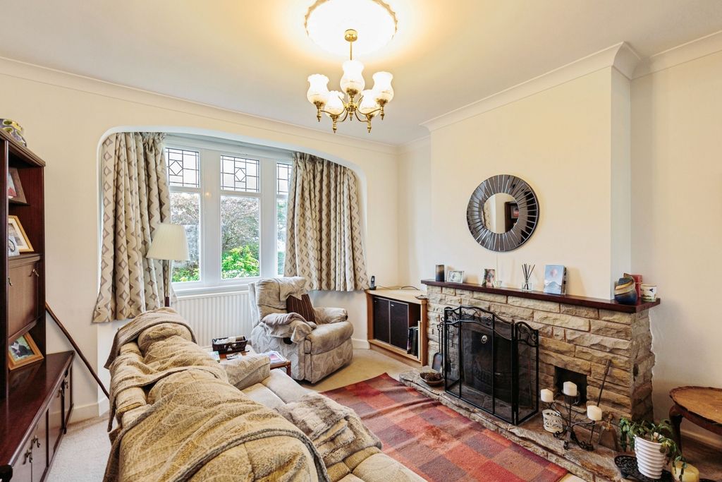 Property photo 3 of 26 Pbox-Img.Jpg