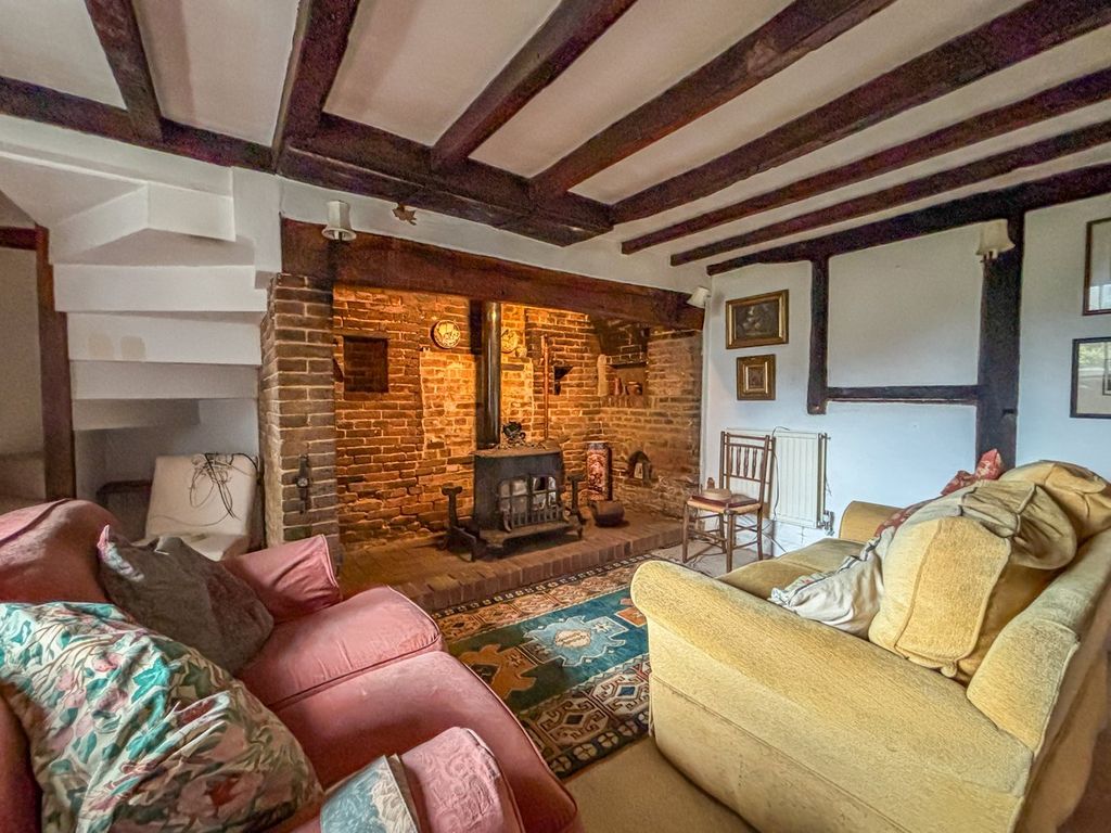 Property photo 3 of 25