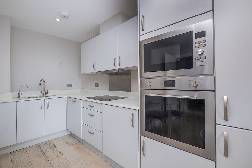 Property photo 2 of 10 24-Harrier-House-...