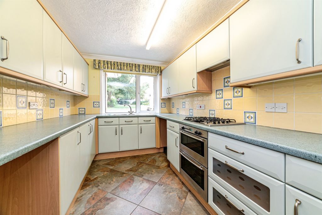 Property photo 2 of 15