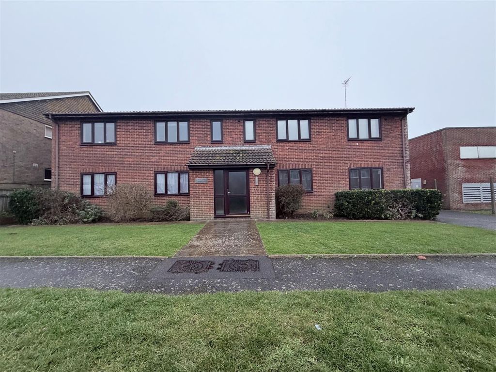 Property photo 1 of 9 External.Jpg