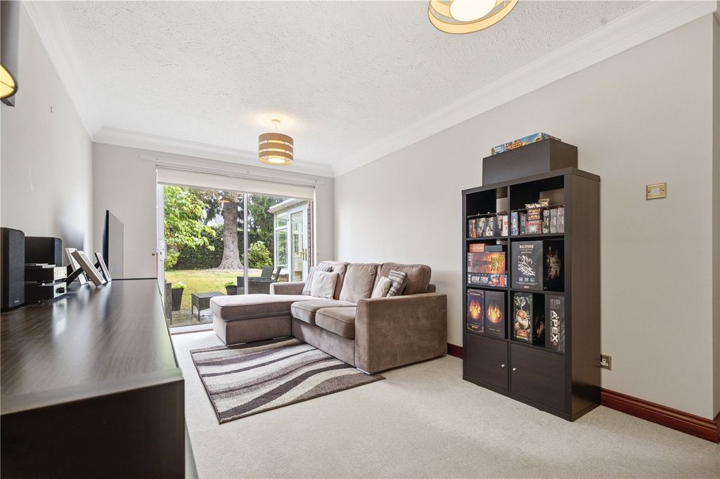 Additional image 5 of 5 bed detached house for saleBatterflatts Gardens, Stirling, Stirlingshire FK7