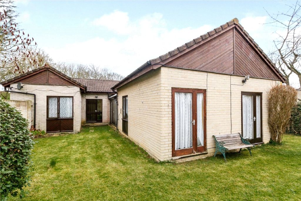Property photo 2 of 13 Picture No. 05