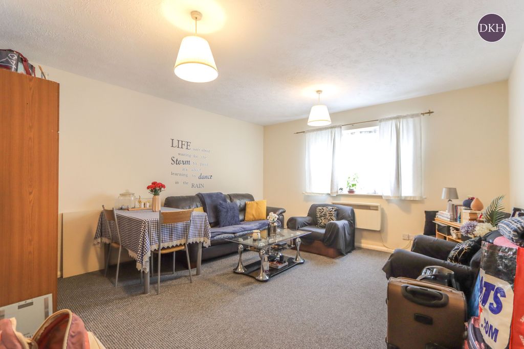 Property photo 2 of 8 Picture No. 05