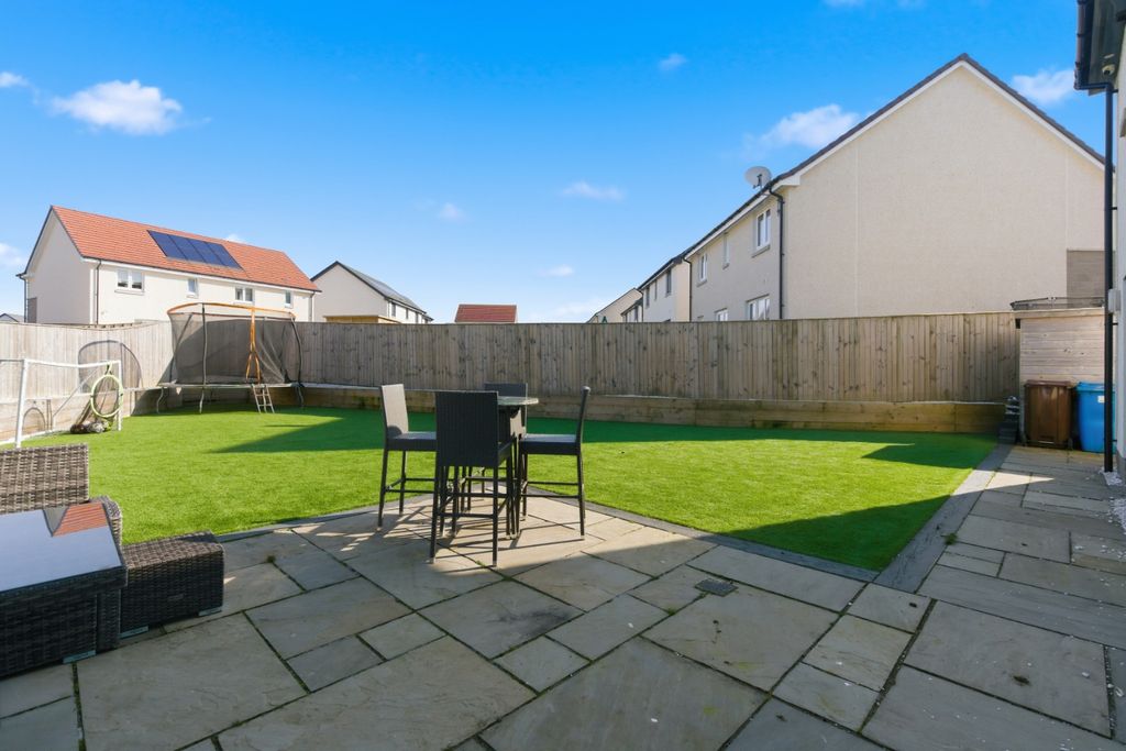 Additional image 36 of 5 bed detached house for saleWest Kip Walk, Livingston, West Lothian EH54
