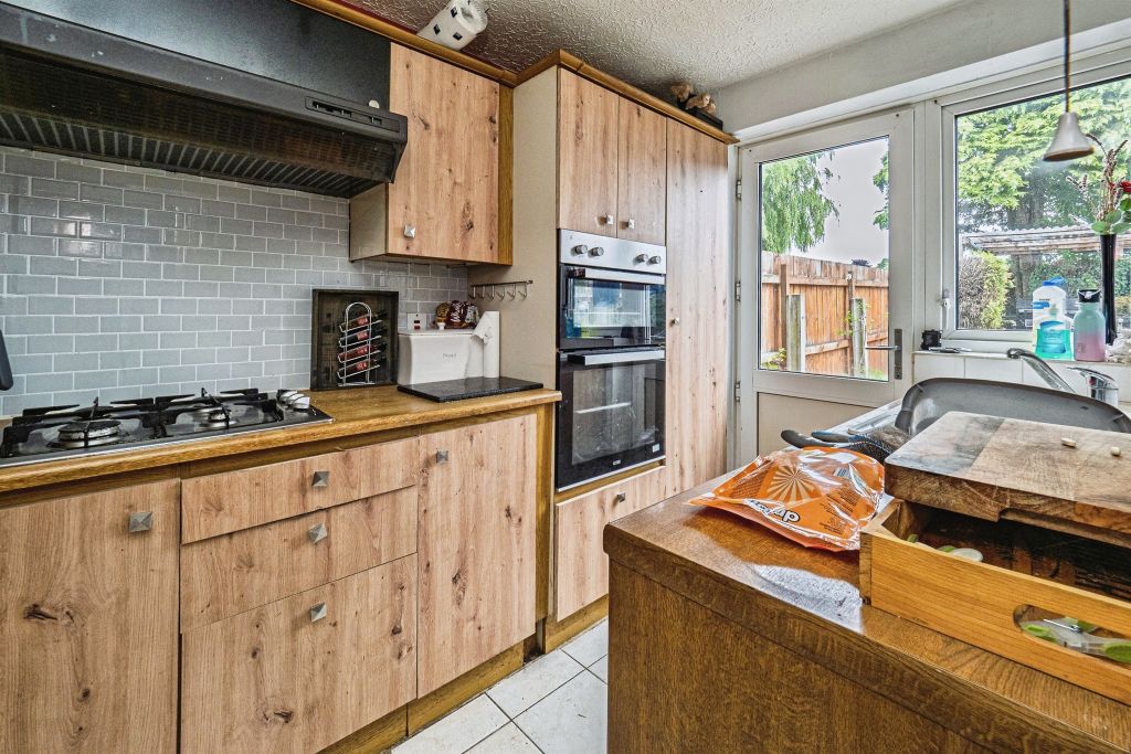 Property photo 3 of 15