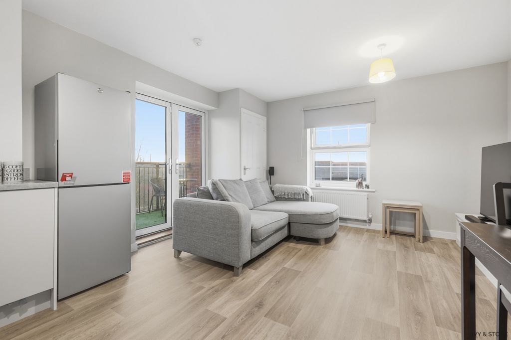 Property photo 1 of 21 5206940