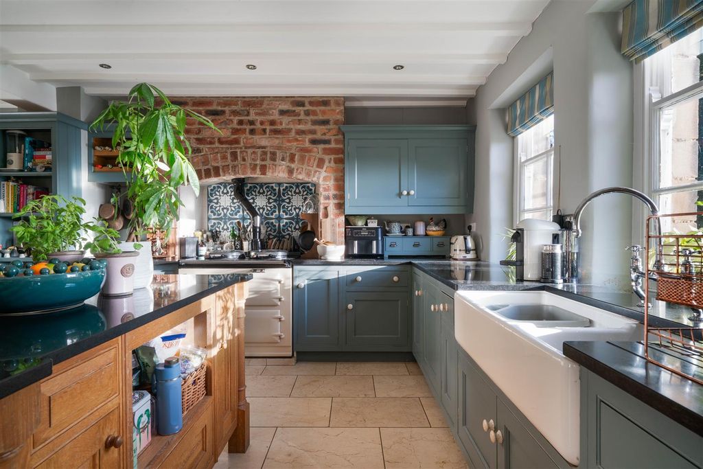 Property photo 2 of 78 Open Plan Kitchen-9.Jpg