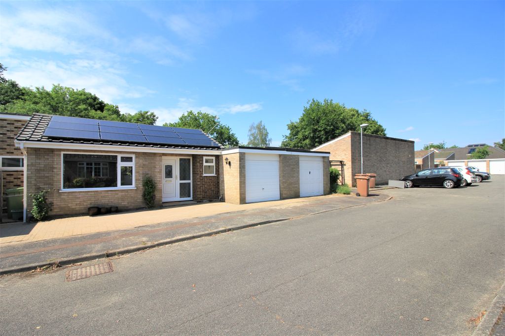 Property photo 1 of 11