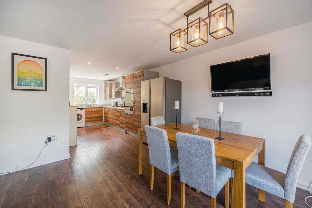 Property photo 3 of 17 Dining Area Of 25'9 Room