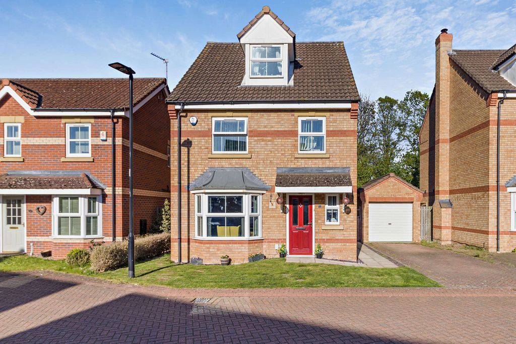 Property photo 1 of 18