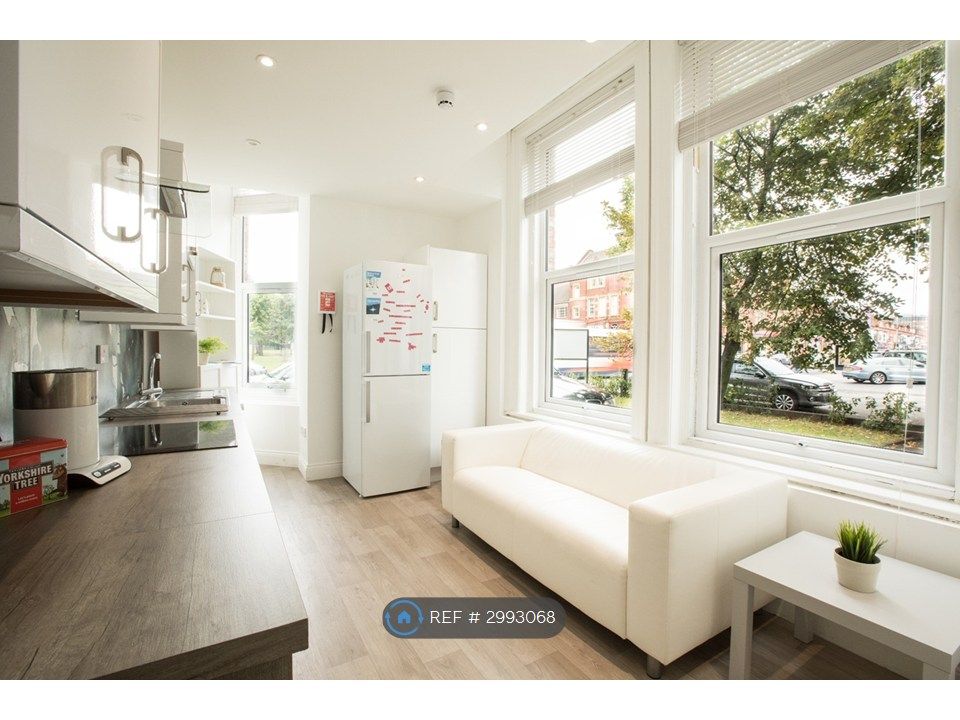 Property photo 1 of 3