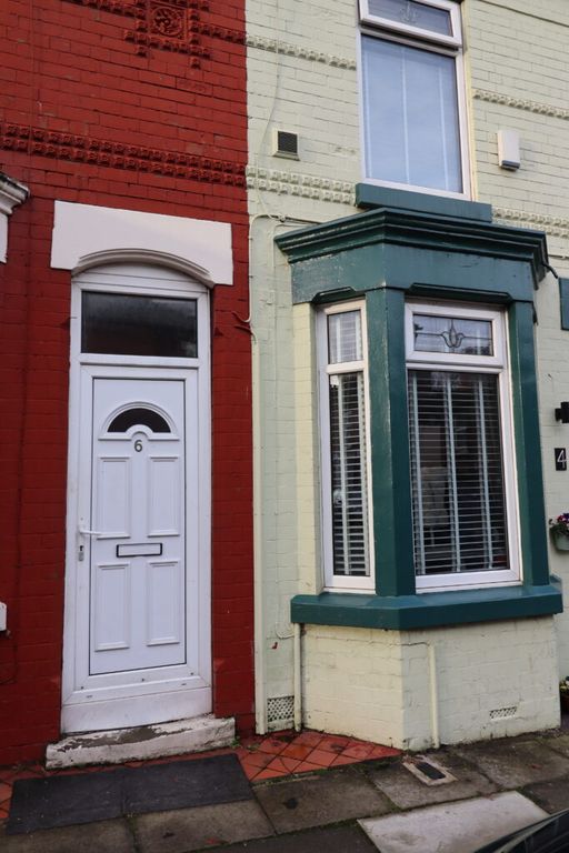 Property photo 2 of 13