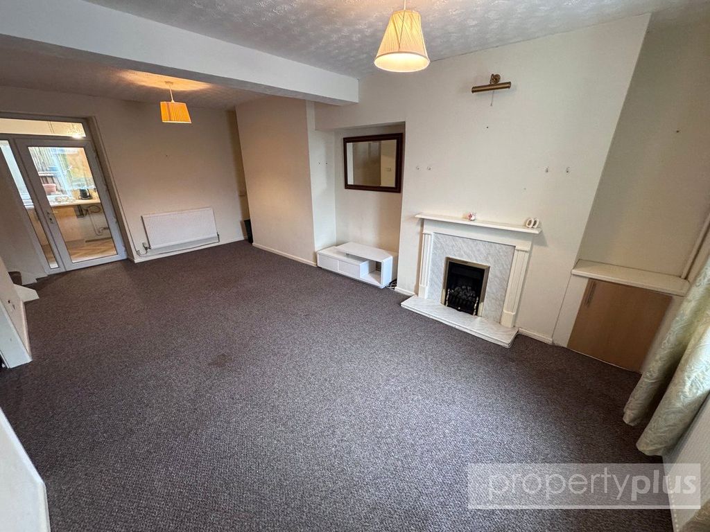 Property photo 2 of 13 Picture No. 11