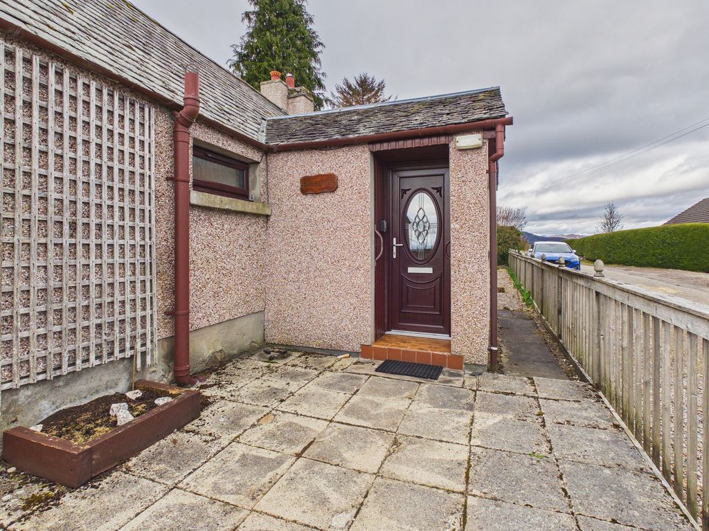 Property photo 2 of 30