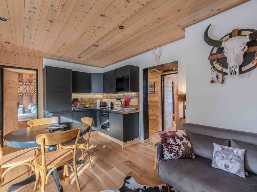 Property photo 3 of 11 Megeve Apartment For