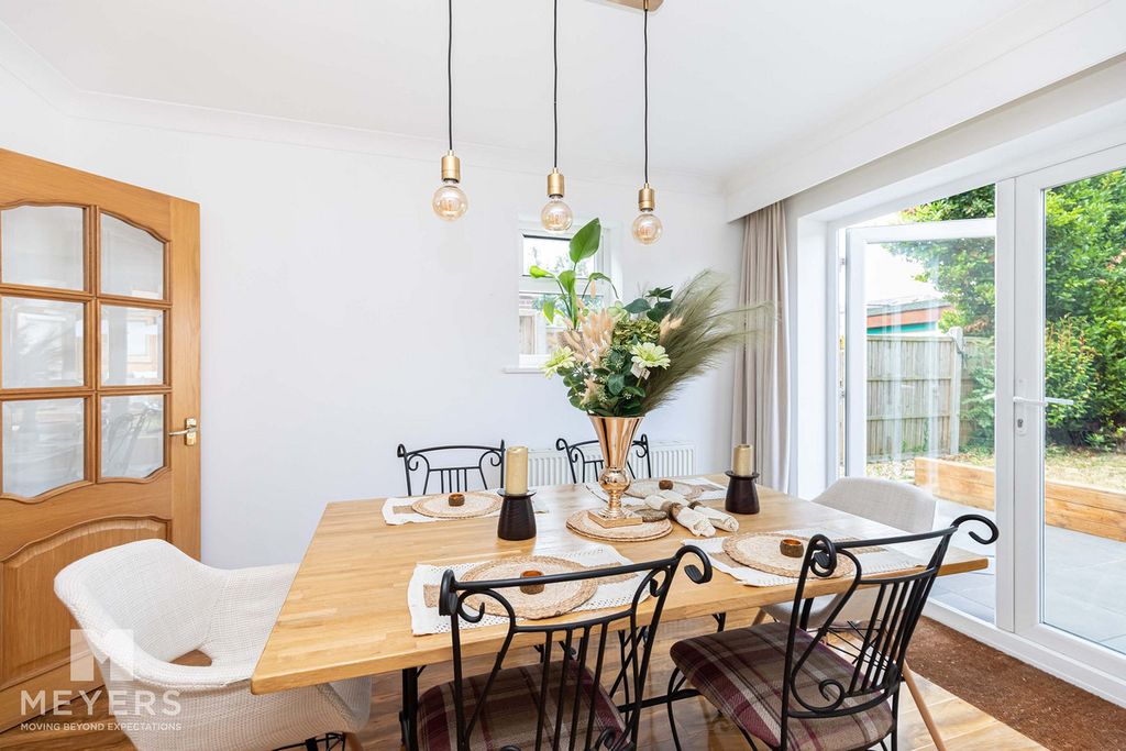 Property photo 3 of 30