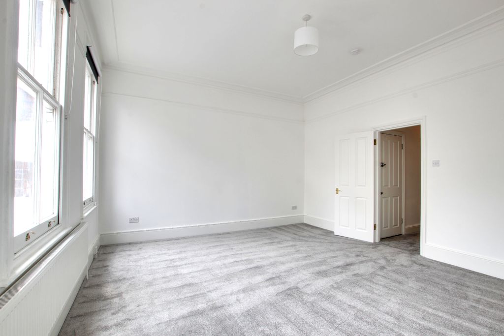 Property photo 3 of 6 3.Lounge Angle 2.Jpg