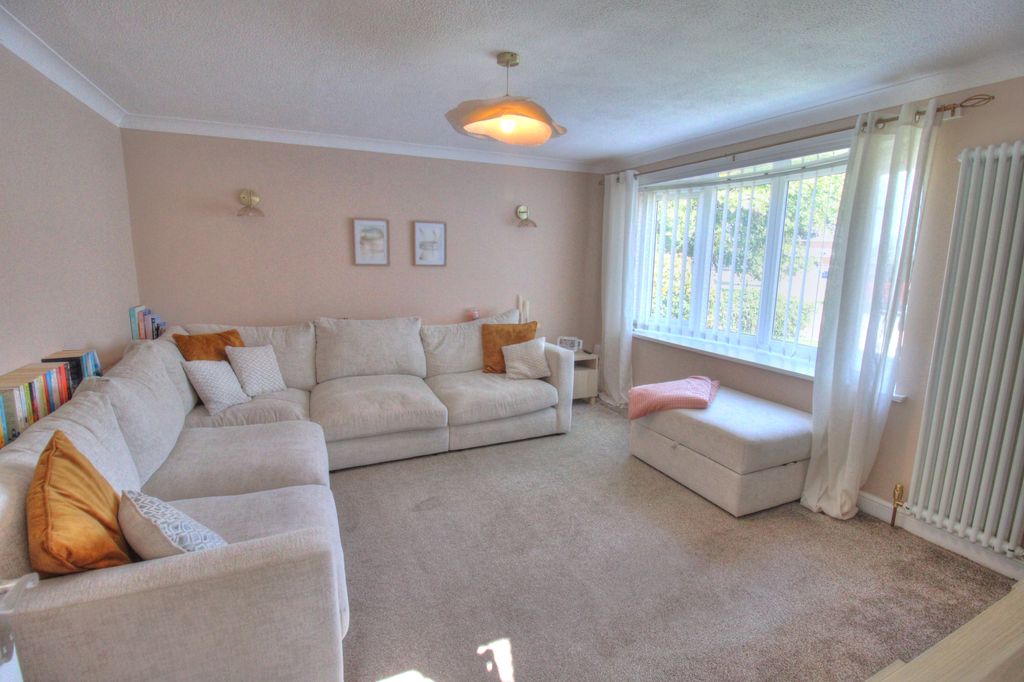Property photo 2 of 37 Img_2758_59_60