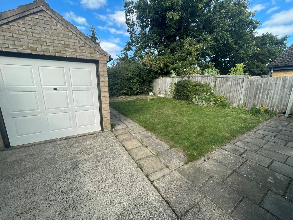 Property photo 2 of 10 View