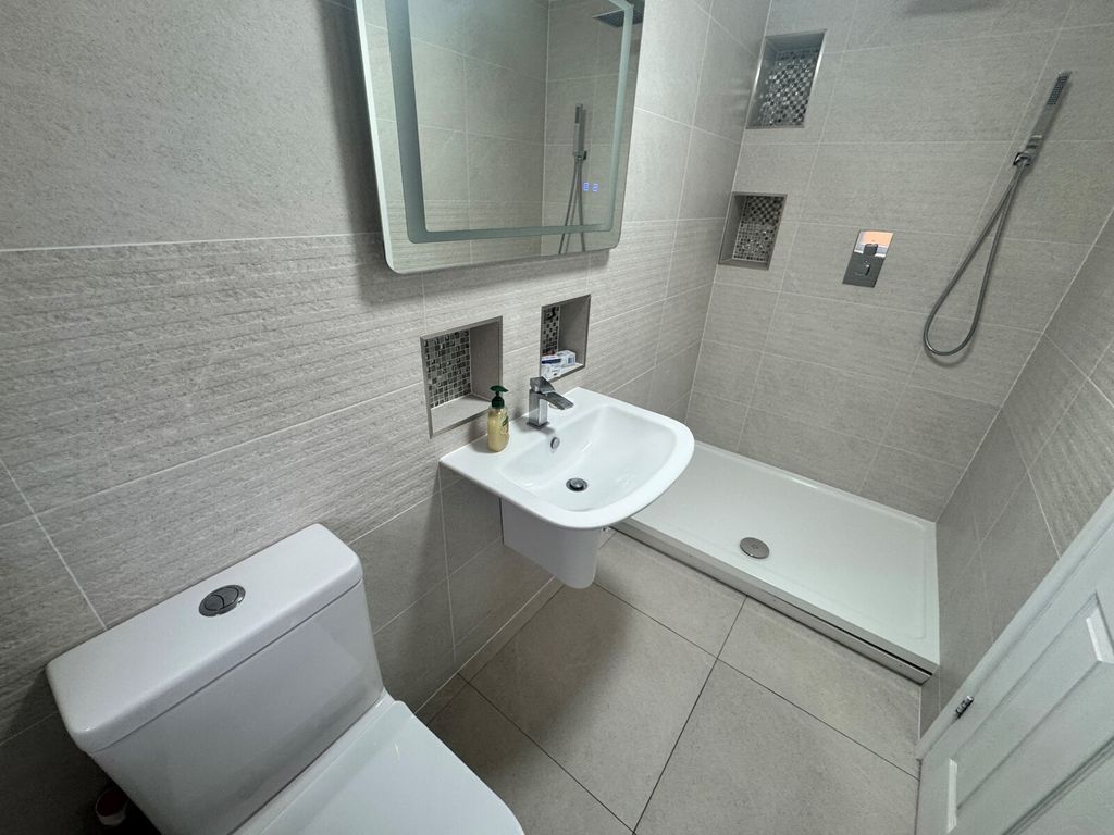 Property photo 2 of 7 Picture No. 01