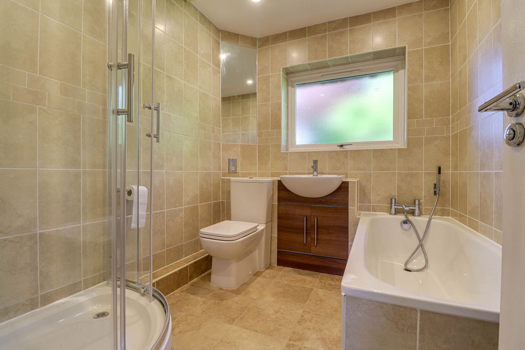 Additional image 10 of 3 bed terraced house for saleOld Rectory Close, Harpenden AL5