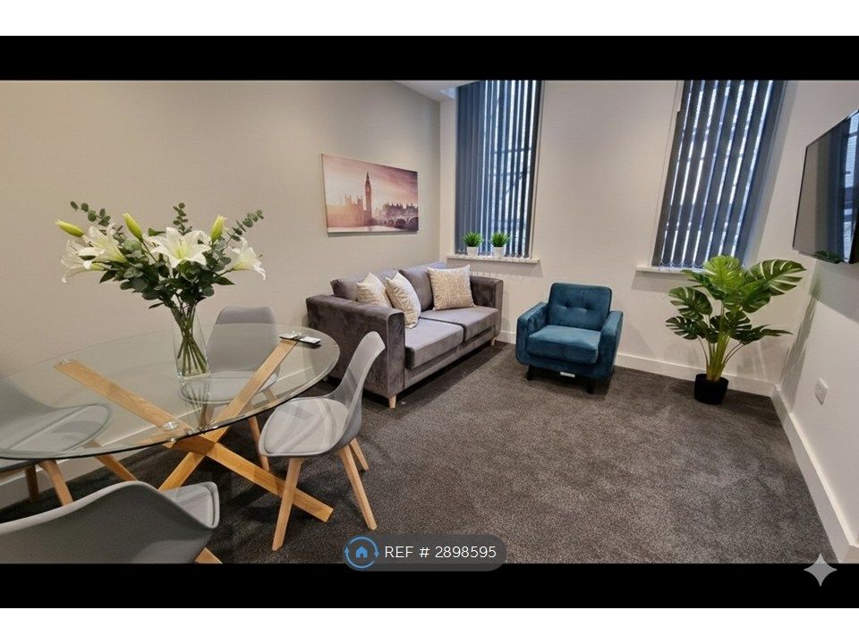 Property photo 1 of 10 Open Plan Living Room And Dining