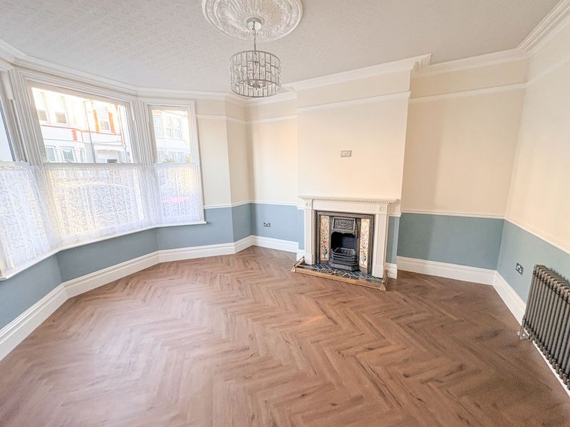 Property photo 3 of 17 Photo 15