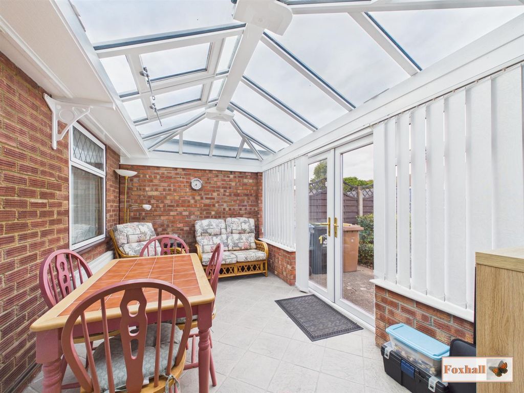 Property photo 3 of 12 Conservatory