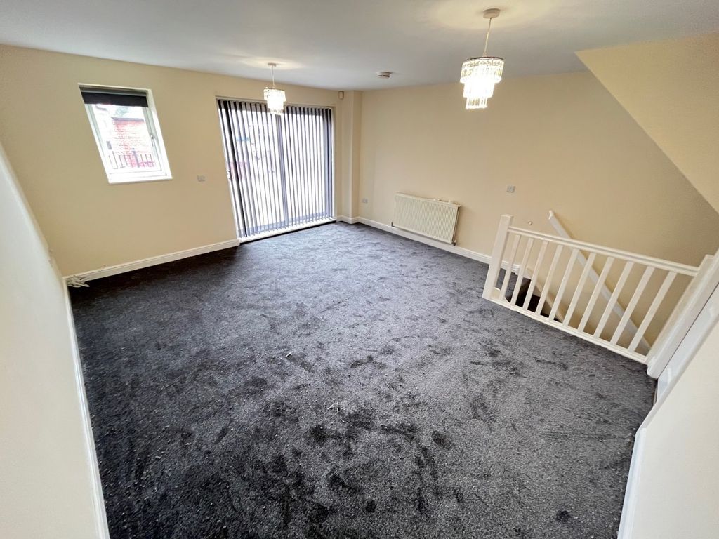 Property photo 2 of 16 Picture No. 09