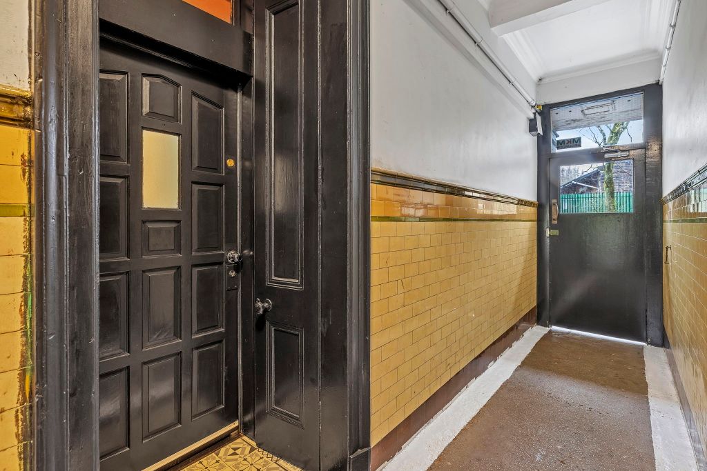 Property photo 3 of 27 2