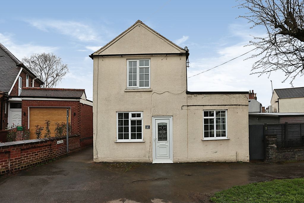 Property photo 1 of 15 Front