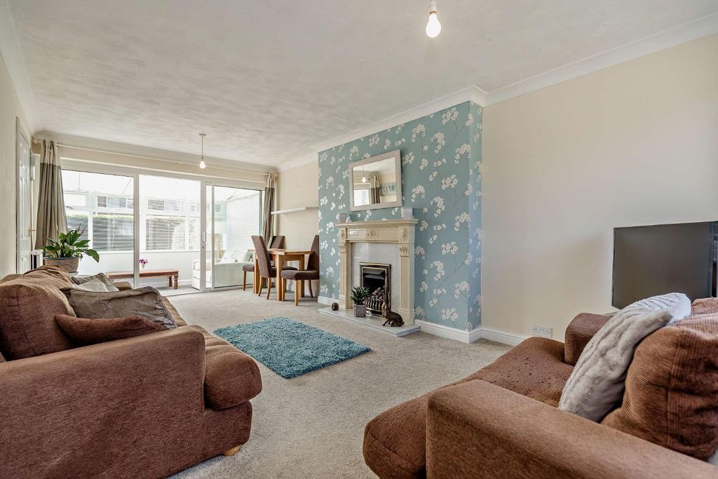 Property photo 3 of 16 Xzxr4P5Xcumqzdu2N5Jdlw.Jpg