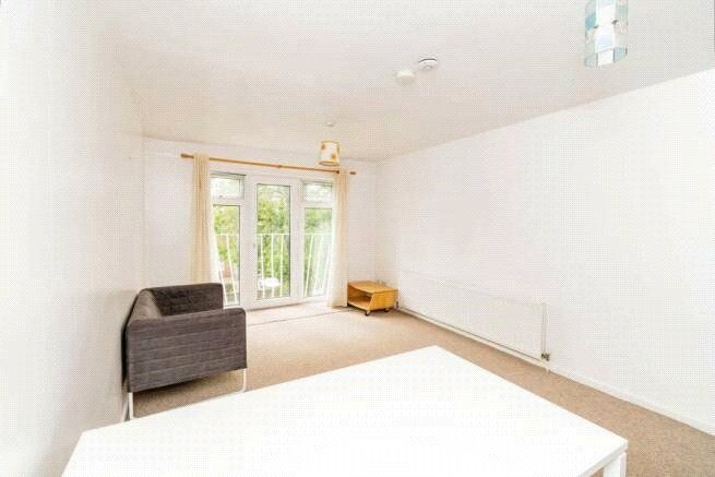Property photo 2 of 16 Picture No. 03