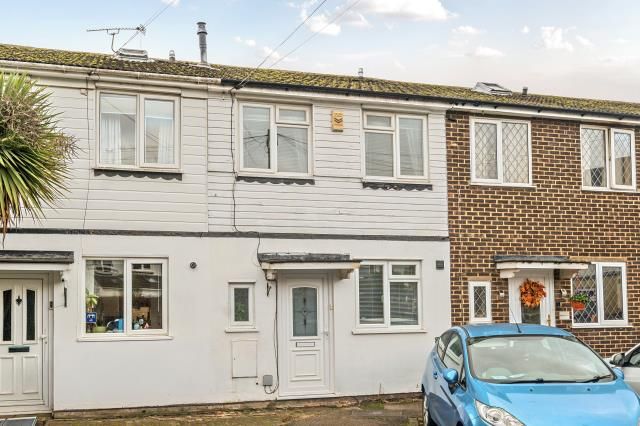 Property photo 1 of 9 External View