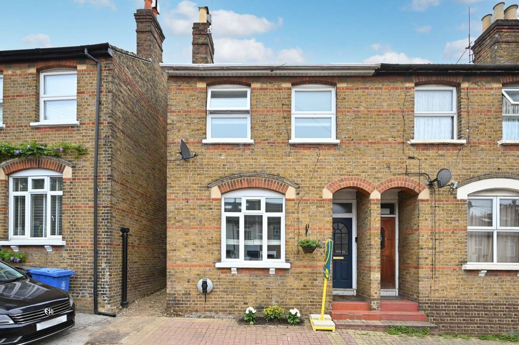 Property photo 2 of 12