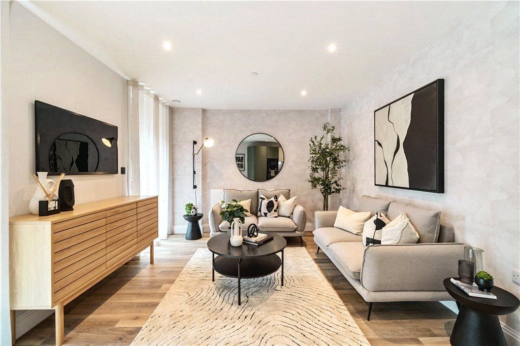 Property photo 1 of 10 Living Area