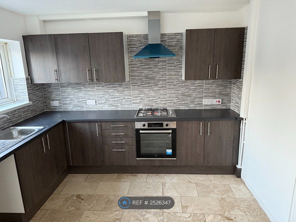 Property photo 1 of 22 Kitchen Pic 1