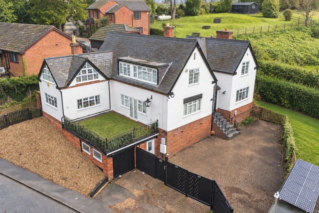 Property photo 1 of 24 Front Of House Aerial