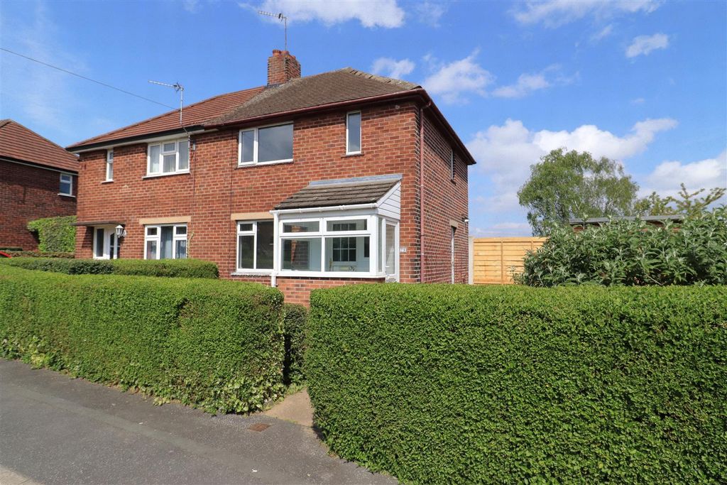 Property photo 1 of 11