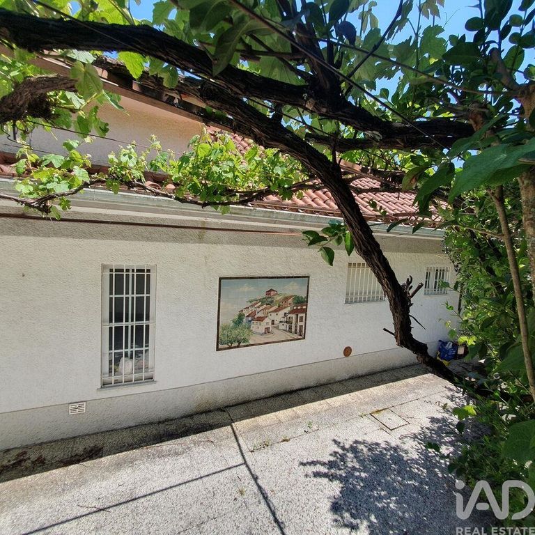 Property photo 3 of 38