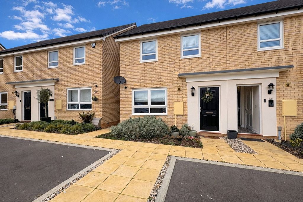 Property photo 1 of 16 4918000